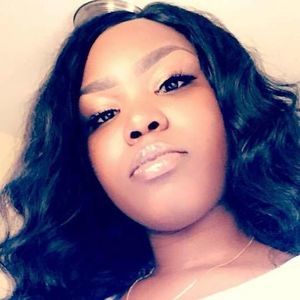 Meet your Posher, Eunique